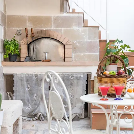 Holiday home Maison De Antonelle Ostuni